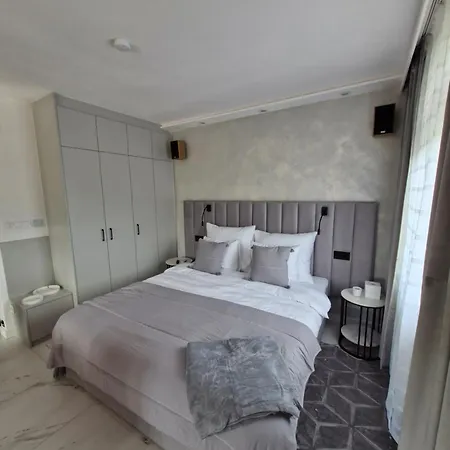 Apartment Arcdoor